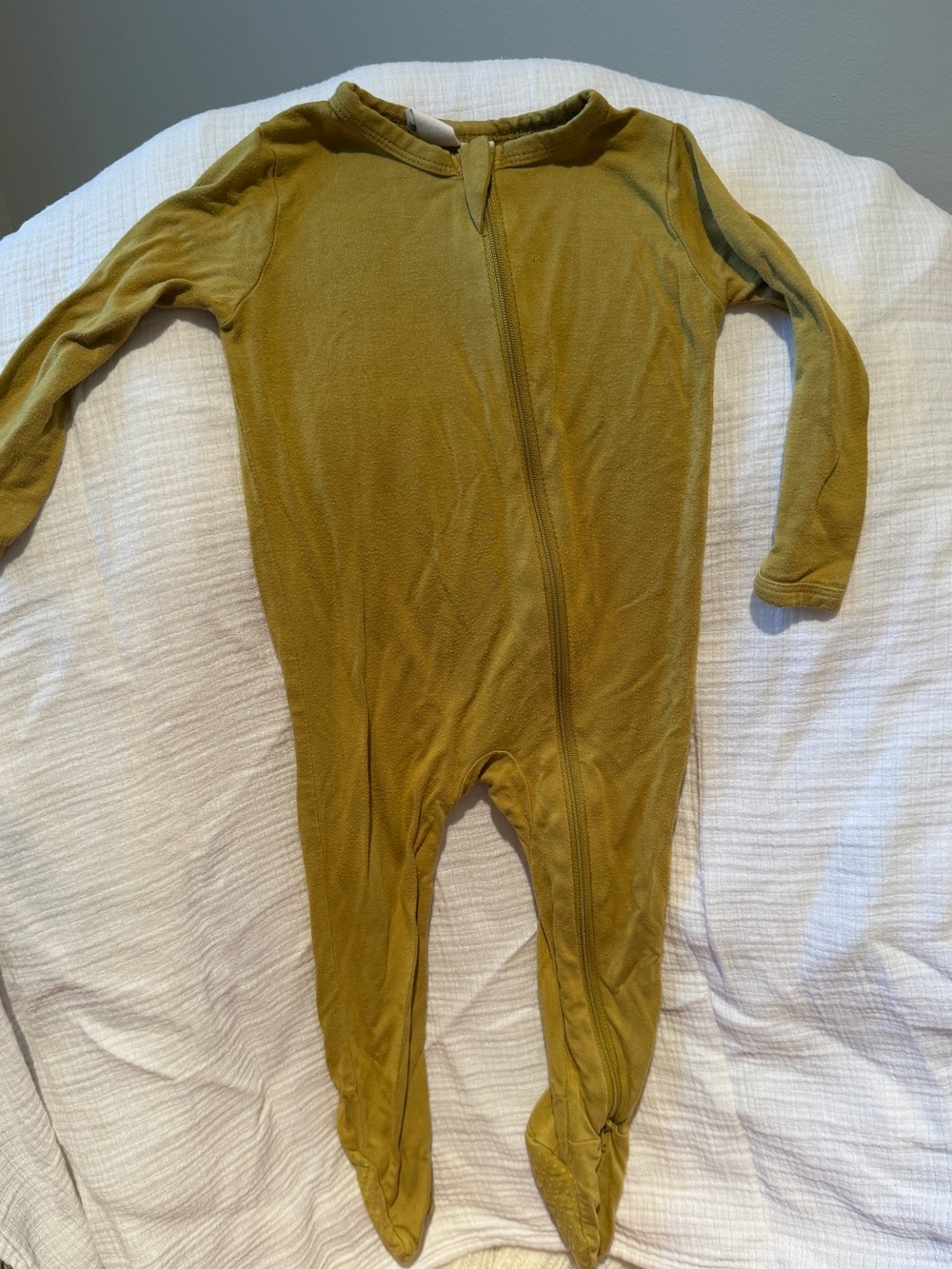 Kyte Baby footie pajamas 6-12 months
